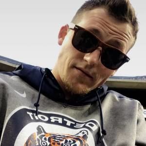 Meet your Posher, Aaron